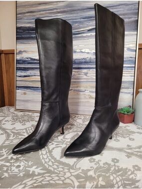 Clarks Black Leather Pointed-Toe Knee-High Boots with Kitten Heel